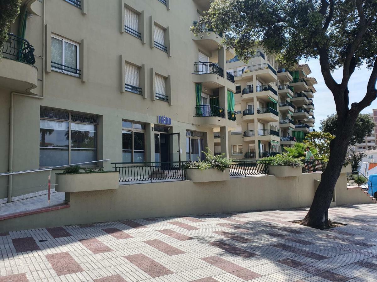 Faro Solo Para Mujeres Platja d'Aro Exterior foto